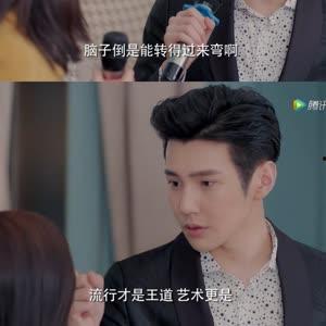 彦希个人资料鬓角,鬓角微霜，风华依旧的影视界才子